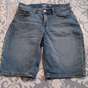 Lee women's size 6m